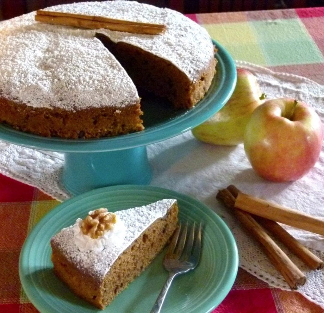 Applesauce Walnut Cake